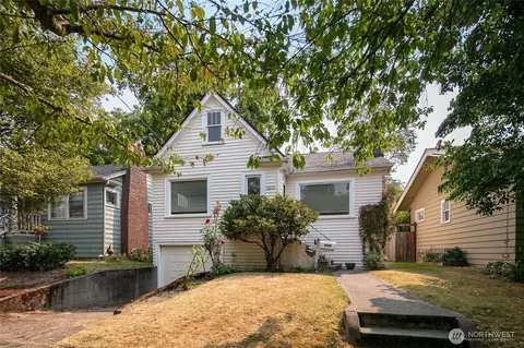 6016 34th Ave NE, Seattle, WA 98115