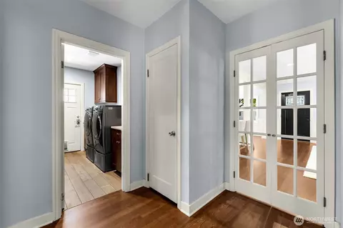 Entry Way - 1729 23rd Ave, Longview, WA 98632 photo 1 of 1