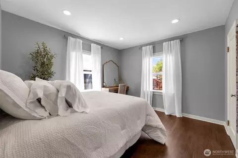 Bedroom - 1729 23rd Ave, Longview, WA 98632 photo 1 of 2