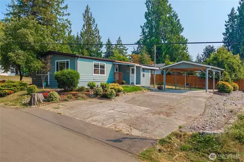 10029 Whitecap Dr NW, Olympia, WA 98502