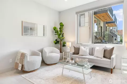 Living - 305 17th Ave E, Seattle, WA 98112 photo 2 of 3
