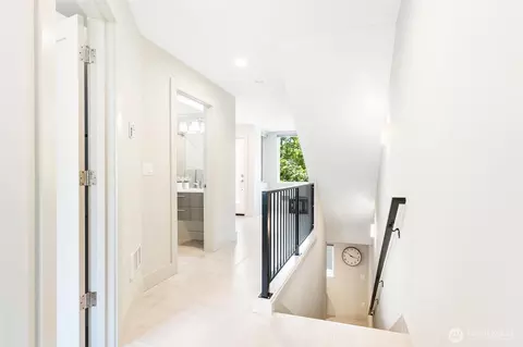 Entry Way - 305 17th Ave E, Seattle, WA 98112 photo 5 of 5