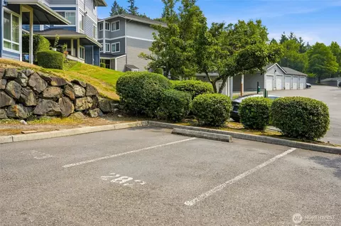 Exterior - 3903 243rd Pl SE #N301, Bothell, WA 98021 photo 8 of 10