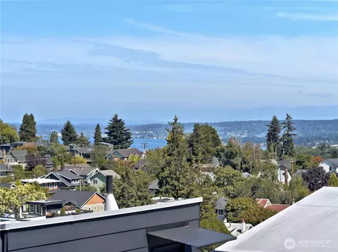 View/Area - 435 19th Ave E, Seattle, WA 98112 photo 3 of 3