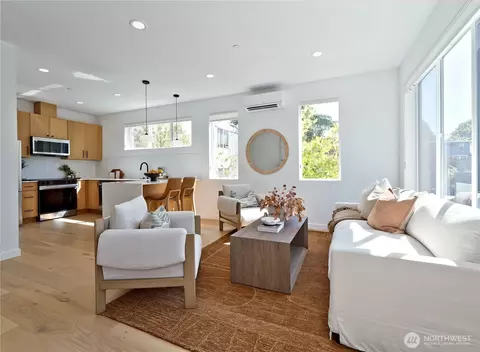Living - 435 19th Ave E, Seattle, WA 98112 photo 1 of 2