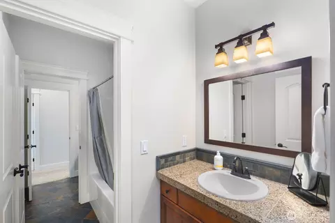 Bath - 897 Spaulding Cir, Buckley, WA 98321 photo 5 of 5