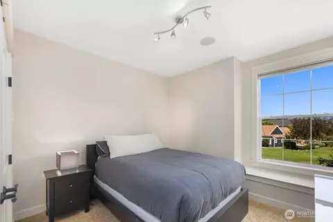 Bedroom - 897 Spaulding Cir, Buckley, WA 98321 photo 5 of 6