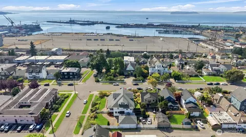 View/Area - 2329 Rucker Ave, Everett, WA 98201 photo 2 of 2