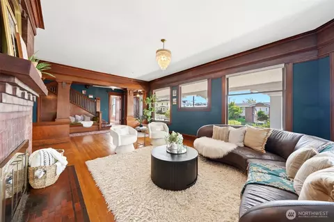 Living - 2329 Rucker Ave, Everett, WA 98201 photo 2 of 4