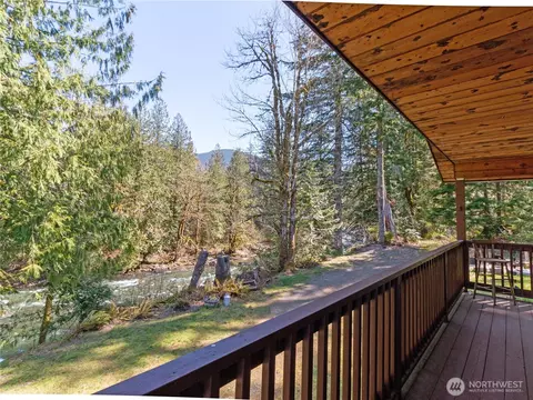 189 Whitewater Way, Morton, WA 98356