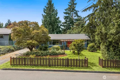 712 E Guiberson St, Kent, WA 98030