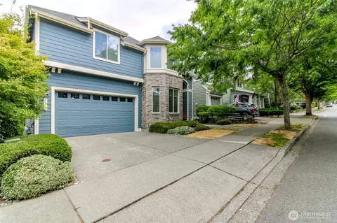 2972 NE Marquette Way, Issaquah, WA 98029