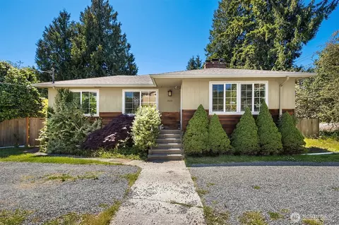 16414 48th Ave W, Edmonds, WA 98026