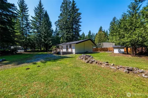 Exterior - 921 Ruby Valley Ct, Maple Falls, WA 98266 photo 6 of 10