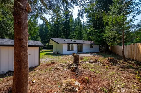 Exterior - 921 Ruby Valley Ct, Maple Falls, WA 98266 photo 7 of 10