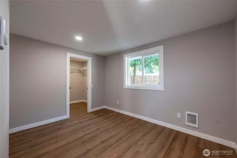 Bedroom - 921 Ruby Valley Ct, Maple Falls, WA 98266 photo 1 of 2