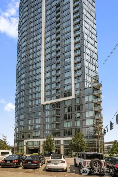 2510 6th Ave #1107, Seattle, WA 98121