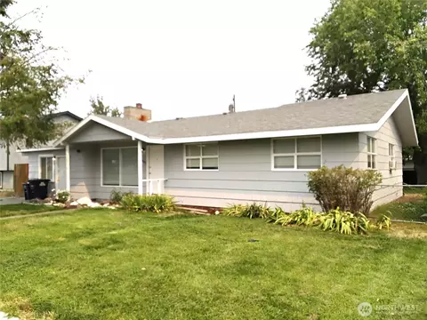 2607 W Texas St, Moses Lake, WA 98837
