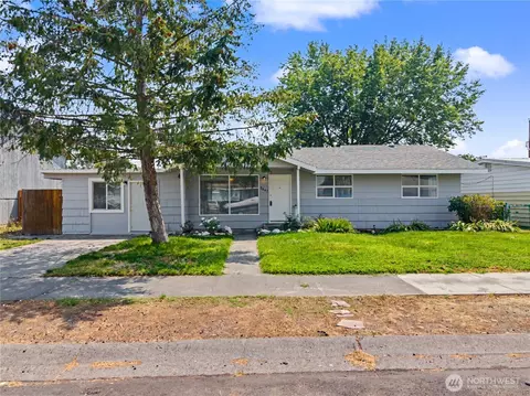 2607 W Texas St, Moses Lake, WA 98837