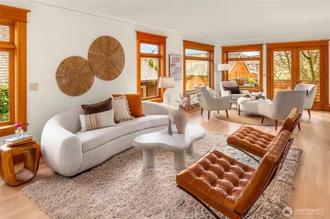 Living - 2117 N 36th St, Seattle, WA 98103 photo 1 of 5