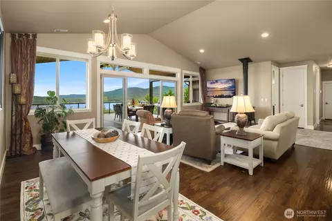 Dining - 698 Streamside Dr, Sequim, WA 98382 photo 1 of 1