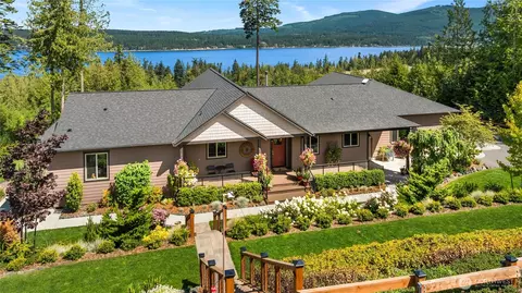 Exterior - 698 Streamside Dr, Sequim, WA 98382 photo 2 of 8