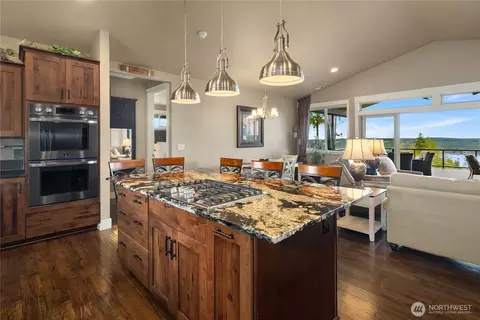 Kitchen - 698 Streamside Dr, Sequim, WA 98382 photo 2 of 3