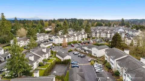 View/Area - 12404 E Gibson Rd #J105, Everett, WA 98204 photo 2 of 2