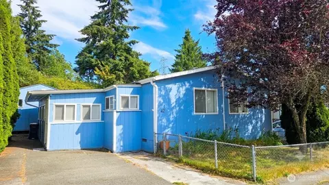 704 87th Ave NE #42, Lake Stevens, WA 98258