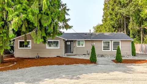 8903 128th St E, Puyallup, WA 98373