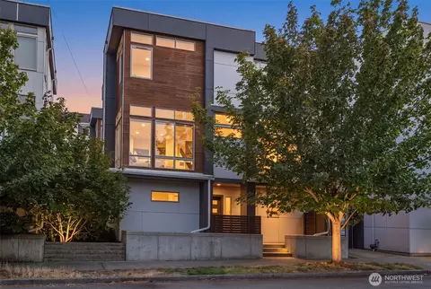 223 NW 87th St, Seattle, WA 98117