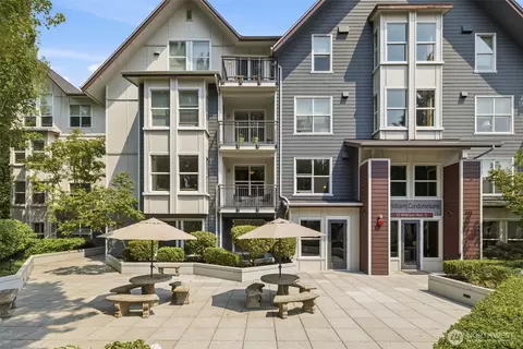 55 Williams Ave S #201, Renton, WA 98057
