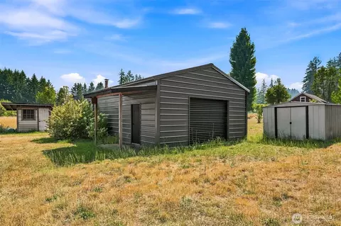 Exterior - 907 Byham Rd, Winlock, WA 98596 photo 9 of 9