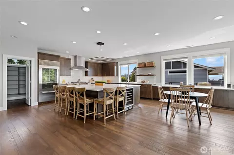 Kitchen - 4620 Seahurst Ave, Everett, WA 98203 photo 1 of 4