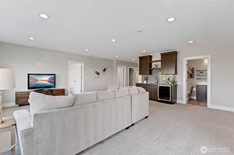 Other - 4620 Seahurst Ave, Everett, WA 98203 photo 6 of 7