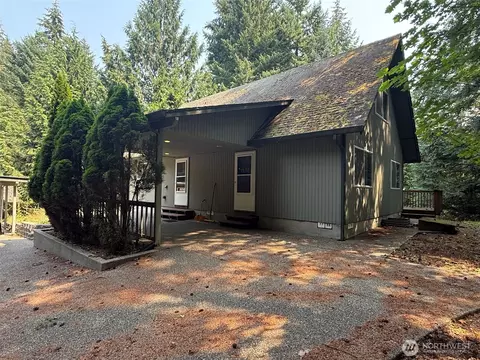 9410 Waddell Creek Rd SW, Olympia, WA 98512