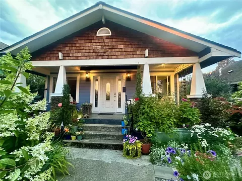 710 Puget St NE, Olympia, WA 98506
