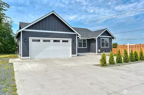 Exterior - 1112 Falcon Ct, Everson, WA 98247 photo 2 of 7