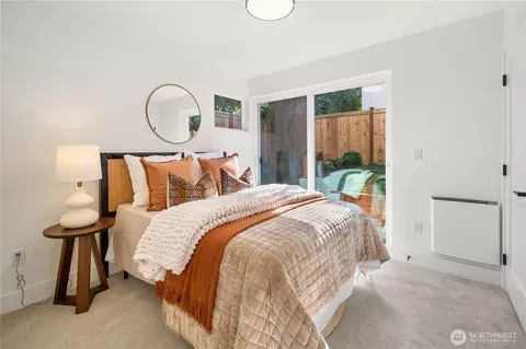 Bedroom - 613 B 18th Ave E, Seattle, WA 98112 photo 4 of 5