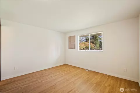 Bedroom - 1923 233rd Pl SE, Bothell, WA 98021 photo 3 of 3