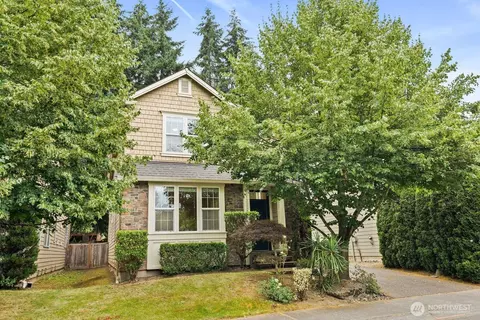 13228 126th Ct NE, Kirkland, WA 98034