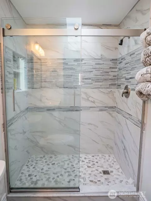 Bath - 5810 Fleming St #77, Everett, WA 98203 photo 4 of 4