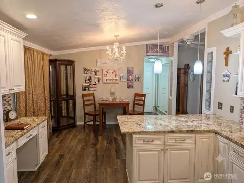Kitchen - 5810 Fleming St #77, Everett, WA 98203 photo 3 of 3