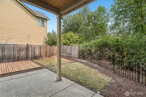 Exterior - 16311 38th Dr SE, Bothell, WA 98012 photo 4 of 5