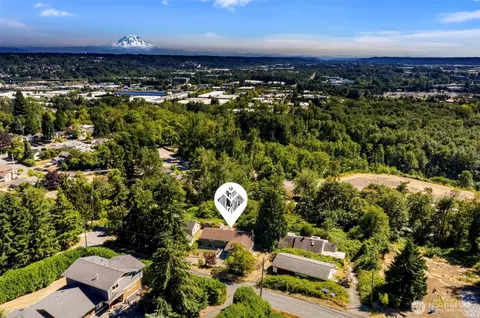 7841 S 135th St, Seattle, WA 98178