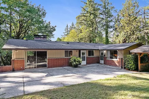 6421 144th St NW, Gig Harbor, WA 98332