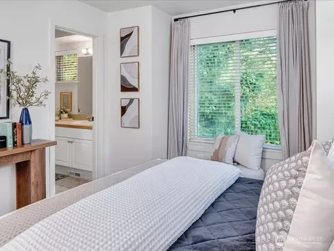 Bedroom - 13400 Dumas Rd #G6, Mill Creek, WA 98012 photo 2 of 3