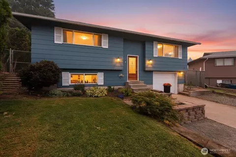 420 N Huber Ct, East Wenatchee, WA 98802