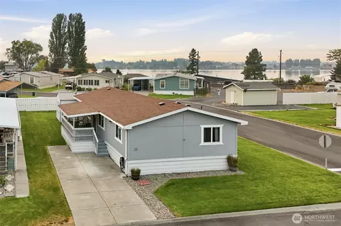 2240 W Broadway Ave #22, Moses Lake, WA 98837