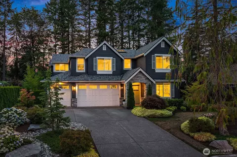 2025 211th Ave NE, Sammamish, WA 98074